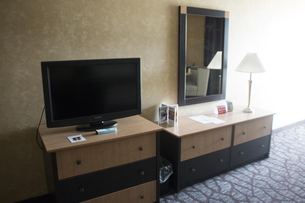 Best Western Fallsview Ниагара-Фолс Экстерьер фото